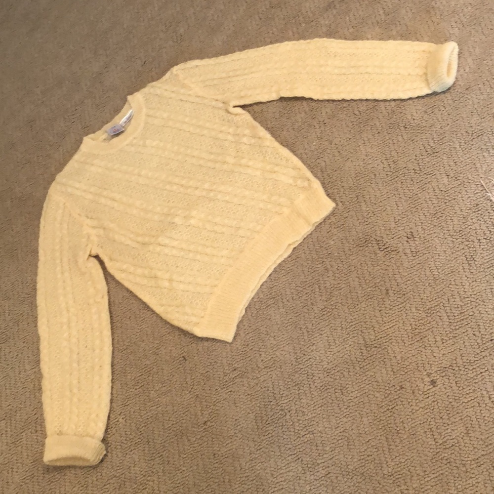 Vintage JG Hook preppy pale yellow cable knit mohair crew  neck sweater